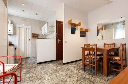 1 bedroom Barceloneta apartment for rent, right by the beach - Photo 4