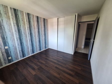 Location Appartement 3 pièces 61m² COGNAC 16100 - Photo 2