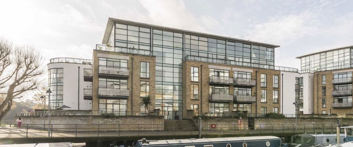 Point Wharf Lane, TW8 0DD, Brentford - Photo 1