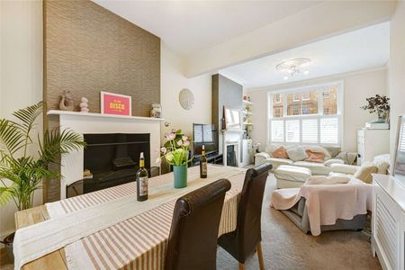 Queenstown Road, London, SW8 3QD - Photo 2