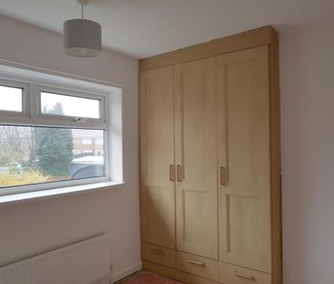 3 bedroom semi-detached house to rent - Photo 5