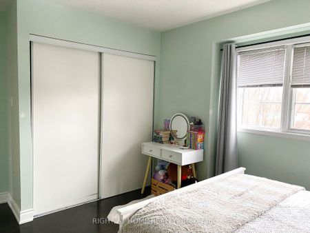 For Lease - 2346 Bankside Drive, Mississauga, Ontario - Photo 4