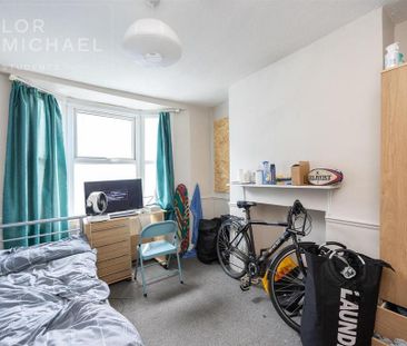 4 bedroom terraced house to rent - Photo 6