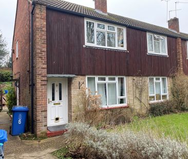 Langton Close, Maidenhead, SL6 - Photo 1