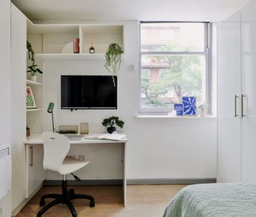 Classic Shared Apartment - Photo 1