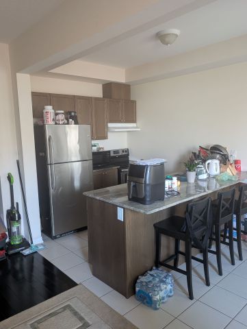 For Lease - 170 Palace Beach Trail Unit# 6, Hamilton, Ontario - Photo 2
