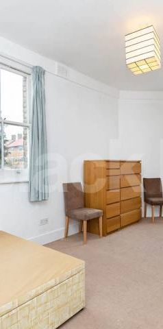 2 bedroom located only a short walk to Crouch End Broadway - Photo 1