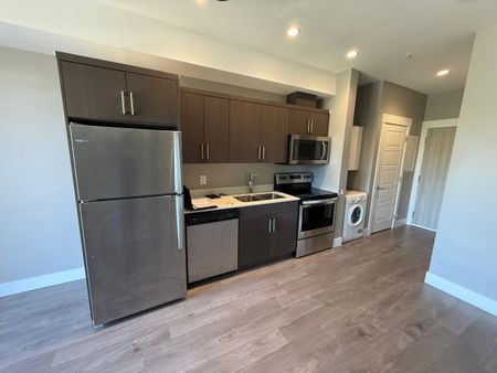 Downtown Studio - Photo 5