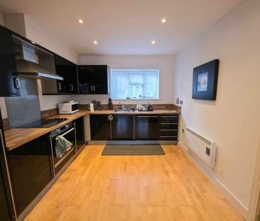 3 bedroom maisonette to rent - Photo 4