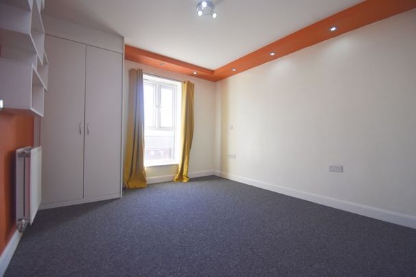 Moulsford Mews, Reading - Photo 1