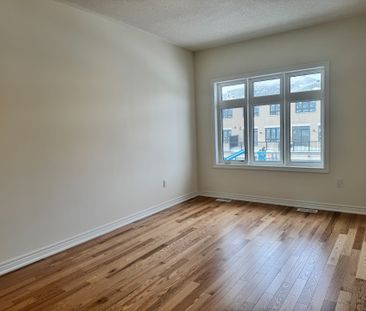 For Lease - 2948 Peter Matthews Drive, Pickering, Ontario - Photo 4