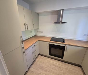 2 bedroom terraced house to rent - Photo 5
