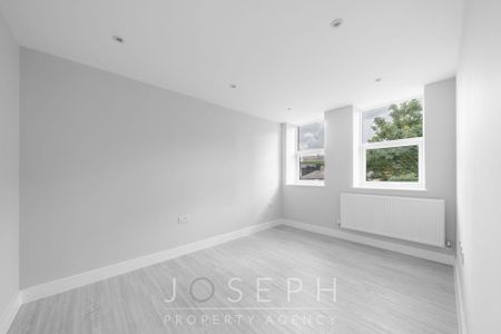 3 bedroom apartment to rent - Photo 3