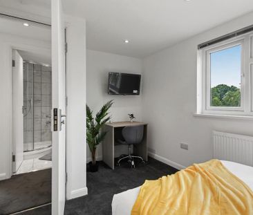 6 bedroom house to rent - Photo 3