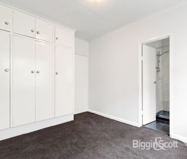 Light And Bright One Bedroom Apartment - Photo 5