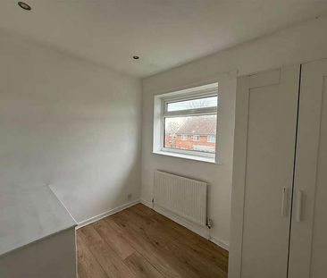 Barchester Avenue, Bolton, BL2 - Photo 3