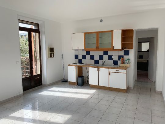 Location Appartement 1 pièce 29m² PONTAULT COMBAULT 77340 - Photo 1