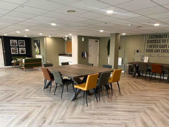 2 bedroom flat to rent - Photo 1