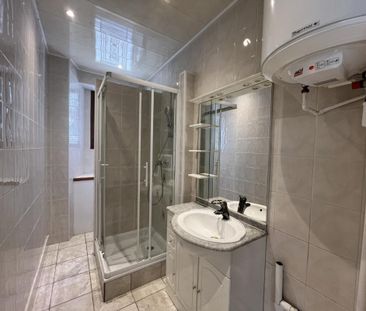 Location Appartement 3 pièces 80m² CHAMBERY 73000 - Photo 2