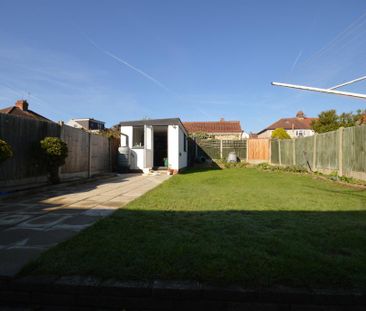 1 bedroom in a house share to rent - Photo 6