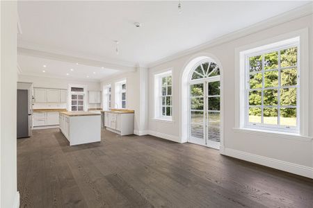 Newlands, Aldershot Road, Guildford, Surrey, GU3 3HY - Photo 5