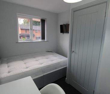 122 Heeley Road - Photo 4