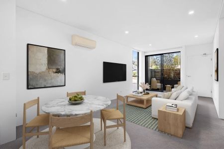 North East Ground Floor Gem in Vibrant Kingsford (ACCESS VIA MIDDLE LANE) - Photo 3