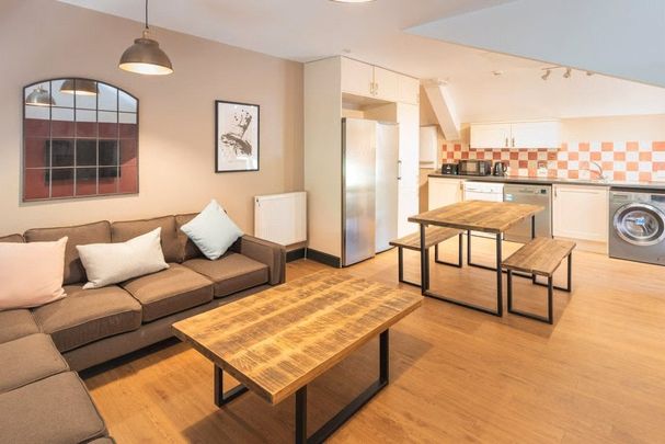 Flat H Bishop Blackall School, Pennslyvania Road, Exeter, Devon, EX4 - Photo 1