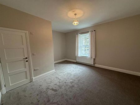 3 bedroom terraced house to rent - Photo 3