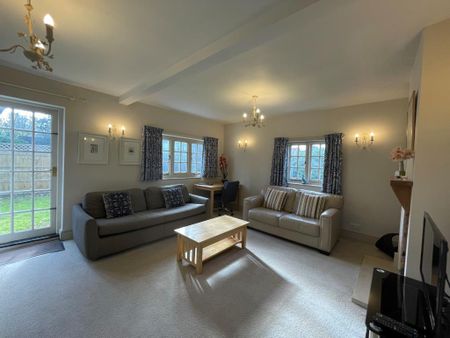 2 bedroom cottage to rent - Photo 2