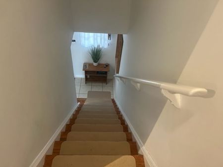 For Lease - 25 Srigley (Entire House) Street, Barrie, Ontario - Photo 3