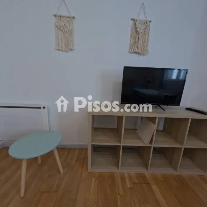 Piso en alquiler en Pinedo - Photo 1