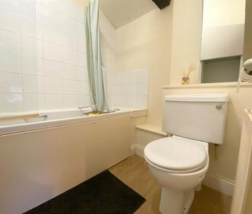 1 bedroom flat to rent - Photo 6