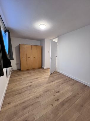 Two Bedroom Flat- Pinner HA5 - Photo 1