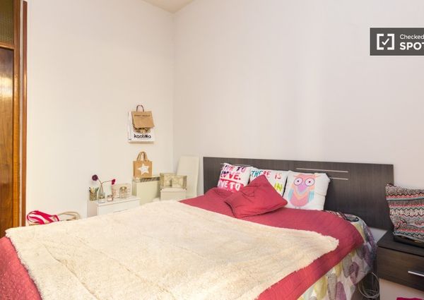 Calle del Caballero de Gracia, Madrid, Community of Madrid 28013