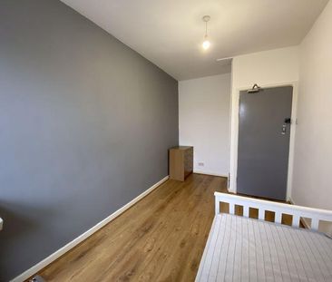 Mixed use to rent - Photo 5
