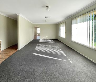 Three bedroom home in Eastridge - Photo 1