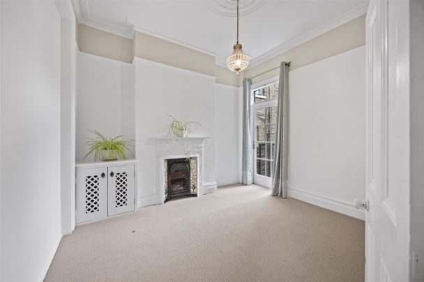 Mostyn Gardens, Kensal Rise, London - Photo 1