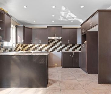 Maison à étages à louer - Laval (Duvernay) (Est) - Photo 4