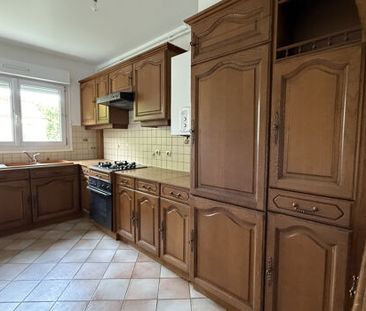 Appartement 3 pièces 70m2 REIMS 740 euros - Photo 1