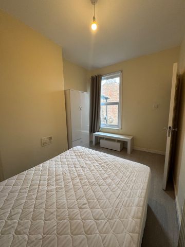 Room in a Shared House, Miranda Rd, L20 - Photo 5