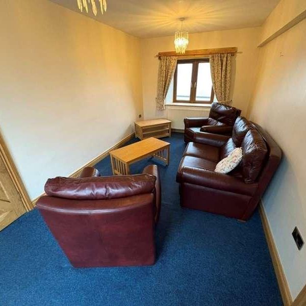 Bitholmes Lane, Sheffield, S36 - Photo 1