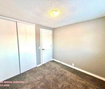 18080 93 Avenue Northwest - Photo 4