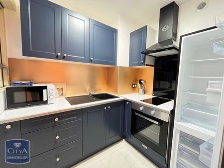 Location Appartement 1 pièce 28m² BOURGES 18000 - Photo 4
