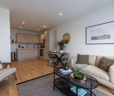 Bay View, Wraik Hill, CT5 3SP, Whitstable - Photo 2