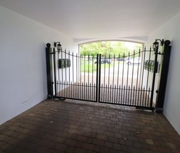 The Green Brentwood, Property for rent - Photo 2