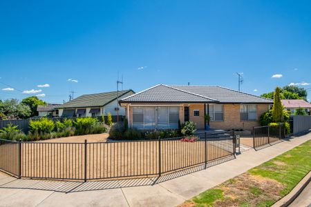 7 Service Street, SHEPPARTON VIC 3630 - Photo 4