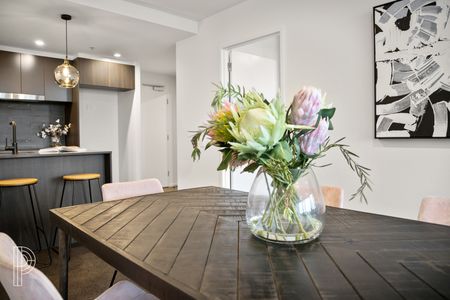 Contemporary living in the heart of Woden - Photo 5