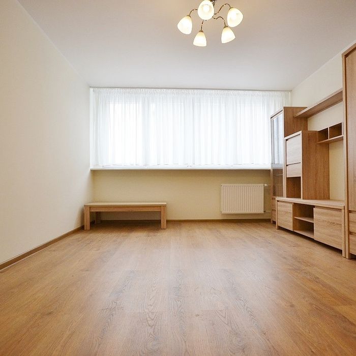 Słoneczne dwupokojowe mieszkanie w centrum - Фото 1