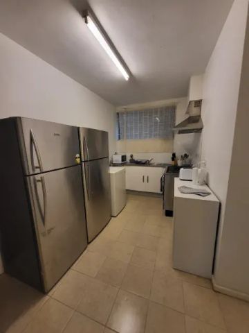 Room 10 #199 - Photo 4